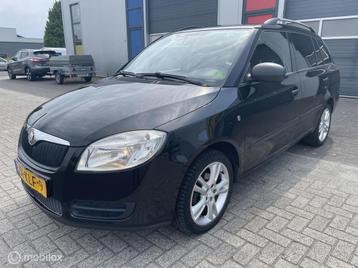 Skoda Fabia Combi 1.4-16V Sprint Airco Trekhaak Apk beschikbaar voor biedingen