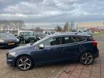 Volvo V40 1.6 D2 R-Design - Clima - Leer - Nette Auto -, Voorwielaandrijving, Euro 5, Gebruikt, Zwart