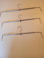 Broekhanger metaal - rokhanger - broekspanner per 10. 5 euro, Ophalen of Verzenden, Gebruikt, Metaal, Volwassenen