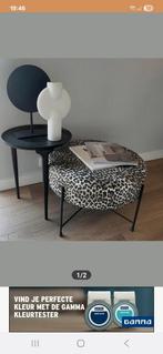 Mooie panterprint hocker, Huis en Inrichting, Ophalen of Verzenden, Zo goed als nieuw, 25 tot 50 cm, Vierkant