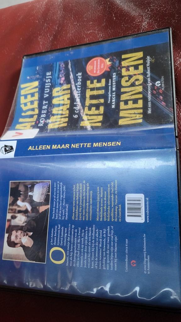 Robert Vuijsje - Alleen maar nette mensen, Boeken, Luisterboeken, Cd, Volwassene, Ophalen of Verzenden