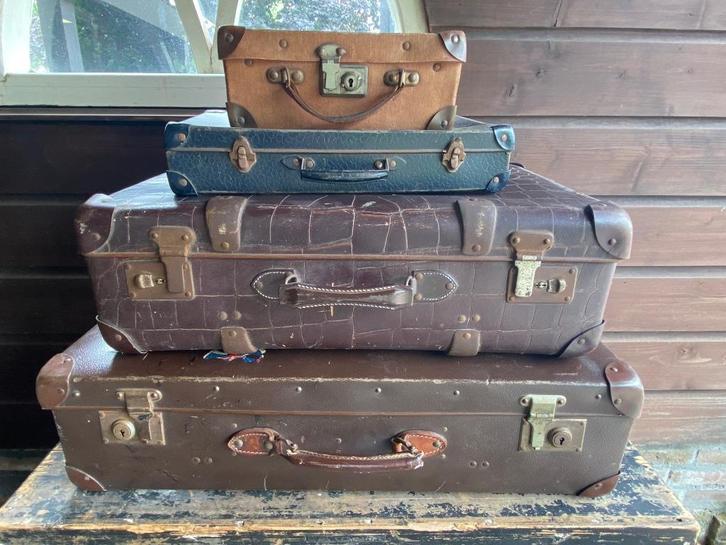 Brocante set van diverse koffers., Antiek en Kunst, Curiosa en Brocante, Ophalen of Verzenden
