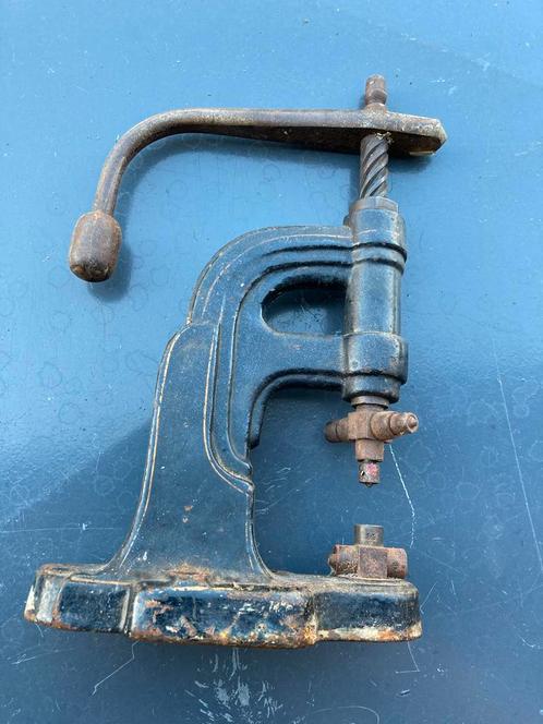 Antieke Ponsmachine voor Leerbewerking, Antiek en Kunst, Antiek | Gereedschap en Instrumenten, Ophalen of Verzenden