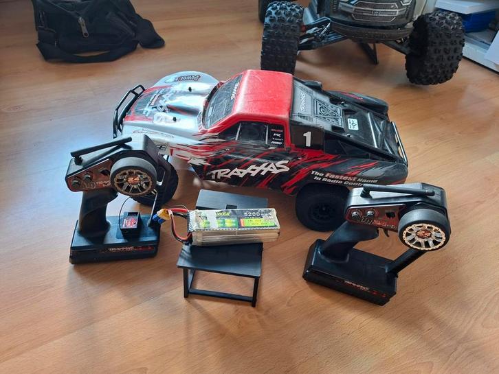 Traxxas Slash 2WD RTR, Hobby en Vrije tijd, Modelbouw | Radiografisch | Auto's, Gebruikt, Auto offroad, Elektro, Schaal 1:10, RTR (Ready to Run)
