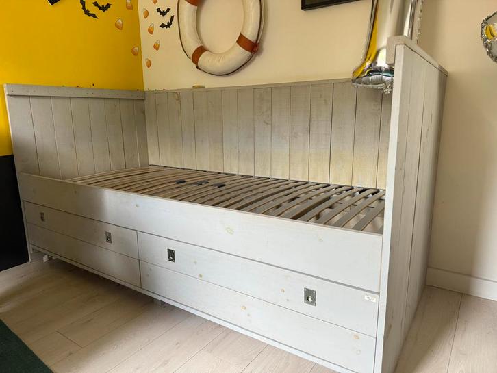 Kajuitbed met kledingkast - Complete kinderkamer set, Kinderen en Baby's, Kinderkamer | Complete kinderkamers, Zo goed als nieuw