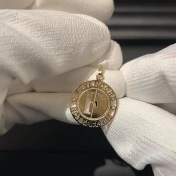 Feyenoord Hanger Goud 22mm Gezocht!!! beschikbaar voor biedingen