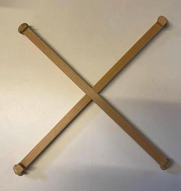 Draaikruis voor Scrabble borden van max. 37,5 cm. beschikbaar voor biedingen