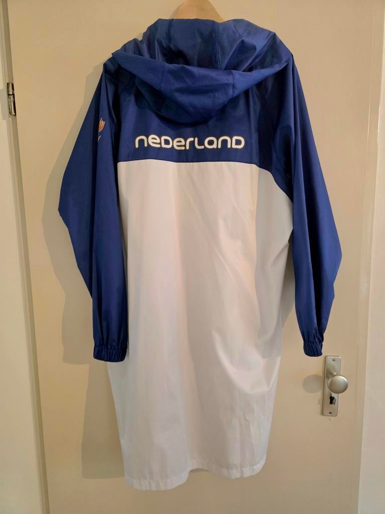 Olympisch Team Overjas 2008 - Collectors Item, Kleding | Heren, Jassen | Zomer, Zo goed als nieuw, Overige maten, Blauw, Ophalen of Verzenden