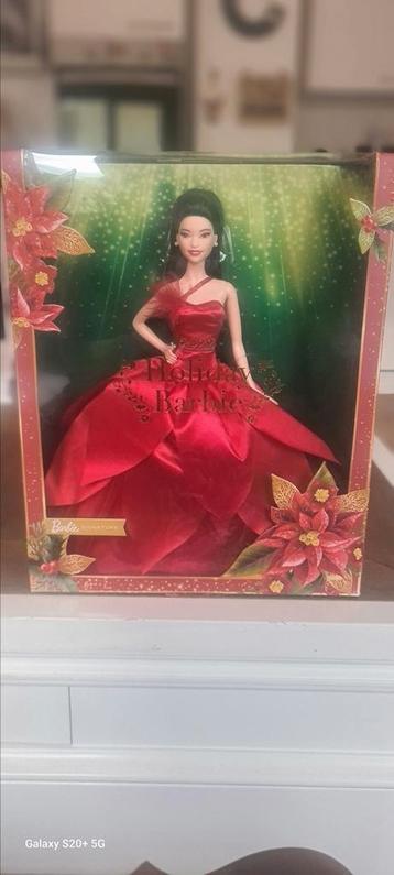 Barbie holiday nrfb 2021. beschikbaar voor biedingen