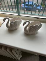 beeldjes zwaan merk Goebel biscuit porselein, Verzamelen, Beelden en Beeldjes, Ophalen of Verzenden, Nieuw, Dier