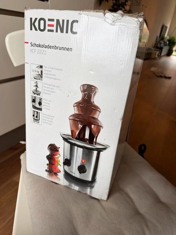Koenic Chocoladefontein fondue KCF 2221 - Zo goed als nieuw!, Witgoed en Apparatuur, Fonduesets, Zo goed als nieuw, Fondueset