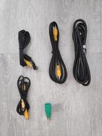 Diverse PC-kabels en adapters (oa tulp, PS/2, USB, S-video), Ophalen of Verzenden, Zo goed als nieuw