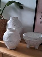 Papiermache vazen, potten en schalen., Ophalen of Verzenden, Zo goed als nieuw, Wit, Minder dan 50 cm