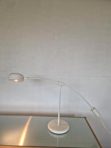 Vintage counterbalance design bureau lamp. beschikbaar voor biedingen