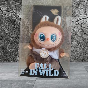 Labubu / lafufu Fall in Wild  20€ beschikbaar voor biedingen