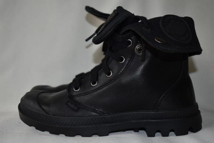 Dec'25 PALLADIUM maat 36 UK 3.5 laarzen leder NIEUW, Kleding | Dames, Schoenen, Nieuw, Wandelschoenen, Zwart, Ophalen of Verzenden