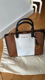 Michael kors tas, Sieraden, Tassen en Uiterlijk, Tassen | Damestassen, Ophalen, Zo goed als nieuw, Zwart, Schoudertasje