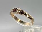 Gouden Vintage ring edelsteen granaat en parel. 2026/54, Sieraden, Tassen en Uiterlijk, Ringen, Met edelsteen, 20 of groter, .