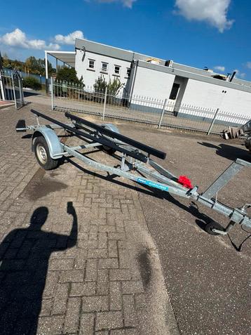 Pega euroliner tot 5.5meter 750 kilo as €799,- koopje beschikbaar voor biedingen