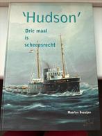 Hudson - Drie maal is scheepsrecht - Gesigneerd, Verzamelen, Ophalen of Verzenden, Zo goed als nieuw