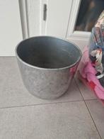 Gratis pot, Tuin en Terras, Bloembakken en Plantenbakken, Ophalen, Minder dan 30 cm, Minder dan 60 cm, Rond