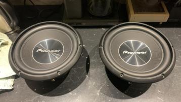2x 10 inch pioneer subwoofers beschikbaar voor biedingen