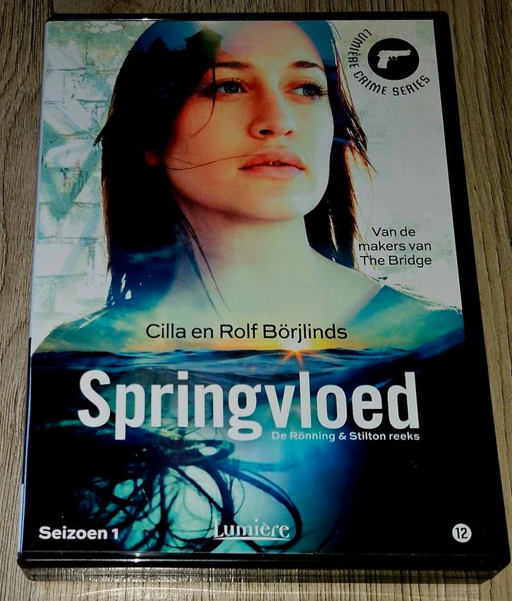 Springvloed - Seizoen 1 - 4DVD Box - Thriller Serie, Cd's en Dvd's, Dvd's | Tv en Series, Zo goed als nieuw, Thriller, Vanaf 12 jaar
