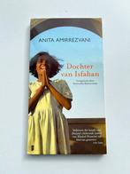 Anita Amirrezvani - Dochter van isfahan luisterboek, Boeken, Reisverhalen, Gelezen, Afrika, Ophalen of Verzenden, Anita Amirrezvani
