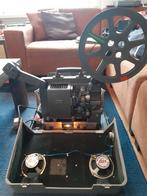 Elmo "16 mm" Film Projector, Type; DM-16

In Orginele Koffer, Ophalen, Projector