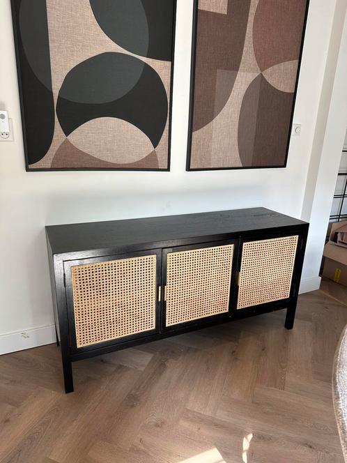 Dressoir kast zwart met rotan deuren – 150x40x76, Huis en Inrichting, Kasten | Dressoirs, Gebruikt, 100 tot 150 cm, 50 tot 75 cm
