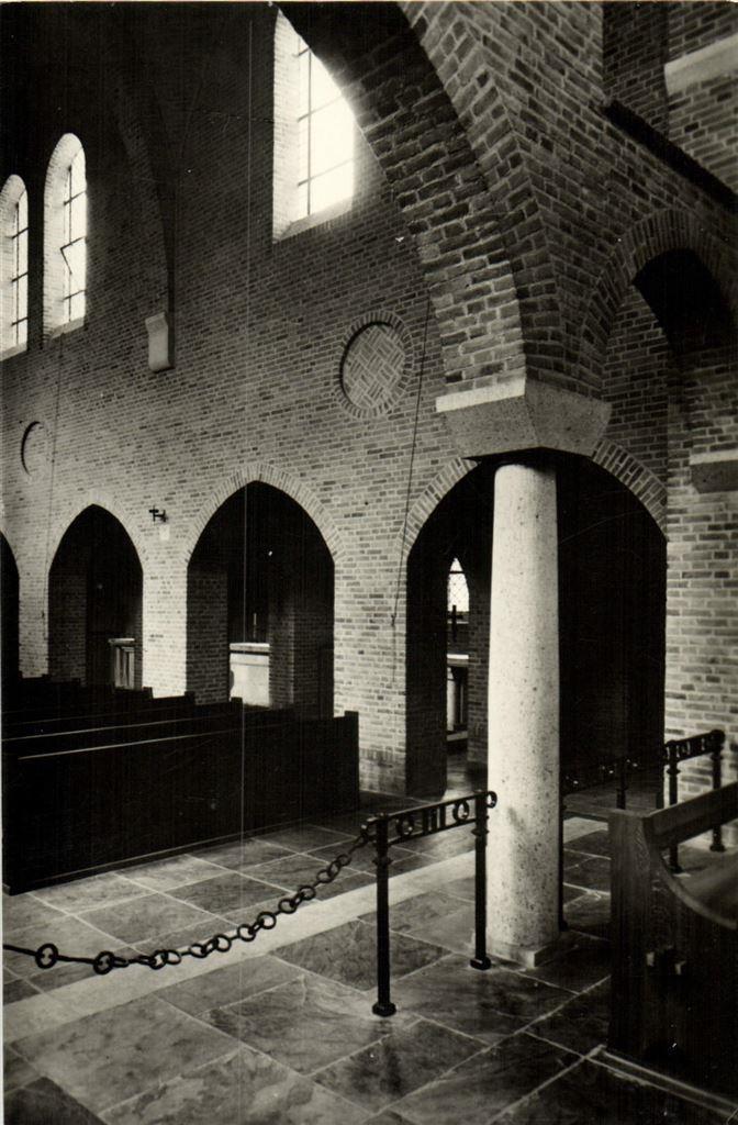 Sint-Paulusabdij, Oosterhout [N.Br.], Abdijkerk Interieur -, Verzamelen, Ansichtkaarten | Nederland, Ongelopen, Noord-Brabant