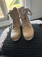 Bijna zo goed als nieuwe laarsjes roomwit., Ophalen of Verzenden, Zo goed als nieuw, Wit