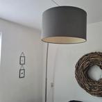 Mooie booglamp op zwart gemarmerde voet, Huis en Inrichting, Lampen | Vloerlampen, Ophalen, Gebruikt, 150 tot 200 cm