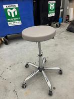 Kapperskruk / Werkkruk leren zitting €25 p.st of in 1 koop, Ophalen, Gebruikt, Overige kleuren, Metaal