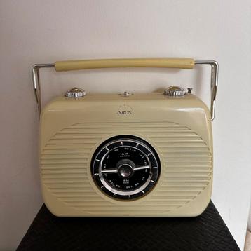 Vintage Xiron PR108 Radio beschikbaar voor biedingen