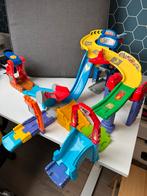 Toet Toet Monstertruck Stuntparcours + auto (VTech), Kinderen en Baby's, Ophalen of Verzenden, Gebruikt, 6 maanden tot 2 jaar