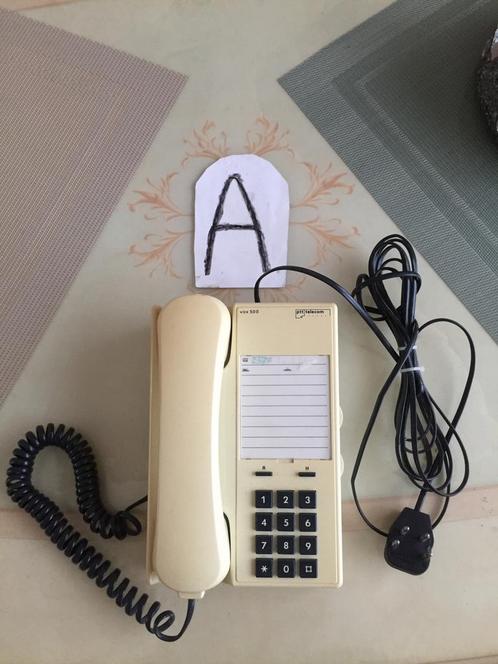 Diverse vintage huistelefoon, Telecommunicatie, Vaste telefoons | Niet Draadloos, Zo goed als nieuw, Bakeliet, Ophalen of Verzenden
