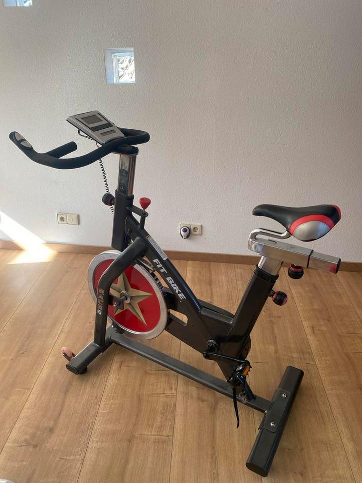 Fit Bike Hometrainer - weinig gebruikt!, Sport en Fitness, Fitnessapparatuur, Gebruikt, Hometrainer, Benen, Metaal, Ophalen