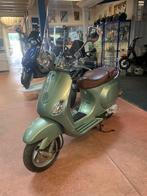 Gebro scooters: Vespa LXV 2takt in nette staat 5000KM, Ophalen, Gebruikt, Benzine, Vespa