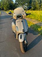 Custom vespa sprint, Overige modellen, Maximaal 45 km/u, Ophalen of Verzenden, Zo goed als nieuw