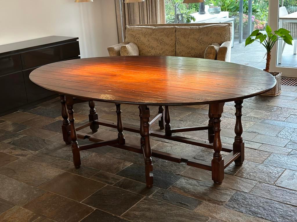 Ovale houten tafel, Huis en Inrichting, Tafels | Eettafels, Ophalen, Gebruikt, 100 tot 150 cm, Eikenhout