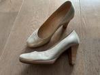 Pumps licht goud kleurig 36.5 Gabor., Kleding | Dames, Schoenen, Ophalen of Verzenden, Zo goed als nieuw, Overige kleuren