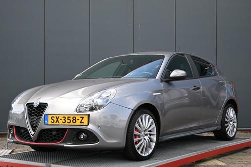 Alfa Romeo Giulietta 1.4 Turbo MultiAir Super automaat, Auto's, Alfa Romeo, Bedrijf, Te koop, Giulietta, ABS, Airbags, Airconditioning