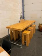 Hoge houten tafel inclusief 6 krukken, 300 x 100 cm., Huis en Inrichting, Tafels | Statafels, Gebruikt, Ophalen of Verzenden