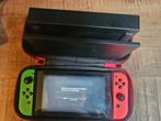nintendo switch V1, Spelcomputers en Games, Spelcomputers | Nintendo Switch, Ophalen of Verzenden, Gebruikt, Met 2 controllers