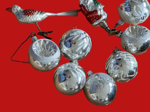 Vtg kerstversiering vogel en kerstman op knijper + 7 ballen, Diversen, Kerst, Gebruikt, Ophalen of Verzenden
