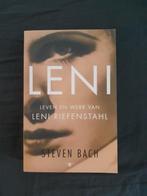 Leni, Leven en werk van Leni Riefenstahl - Steven Bach, Ophalen of Verzenden, Zo goed als nieuw, 20e eeuw of later, Europa