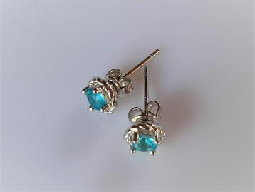 Oorbellen Zirkonia blauw zilver steker beschikbaar voor biedingen