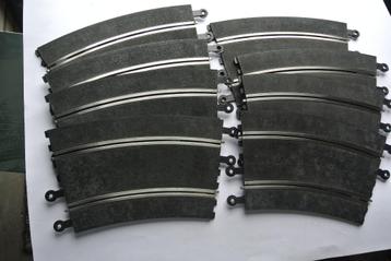 8 buitenbochten voor 8 baans circuit van Scalextric Classic beschikbaar voor biedingen