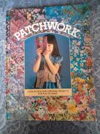 Patchwork Boek - Helen Fairfield, Boeken, Ophalen of Verzenden, Overige onderwerpen, Geschikt voor kinderen